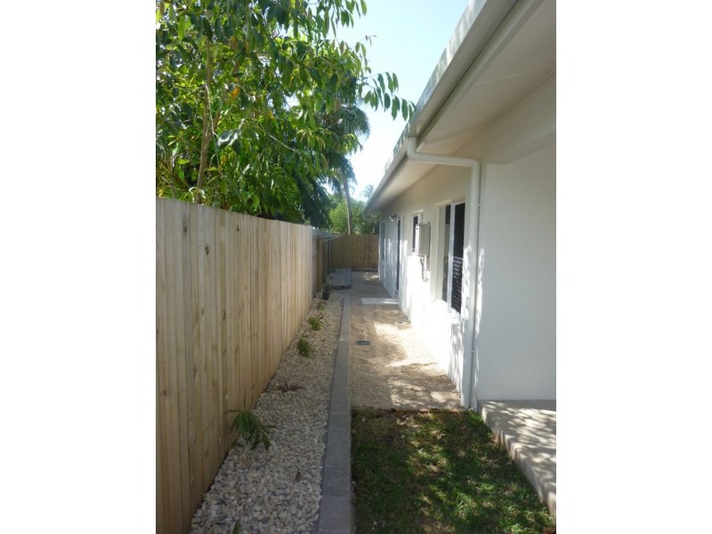 11B Morobe Close, Trinity Beach QLD 4879