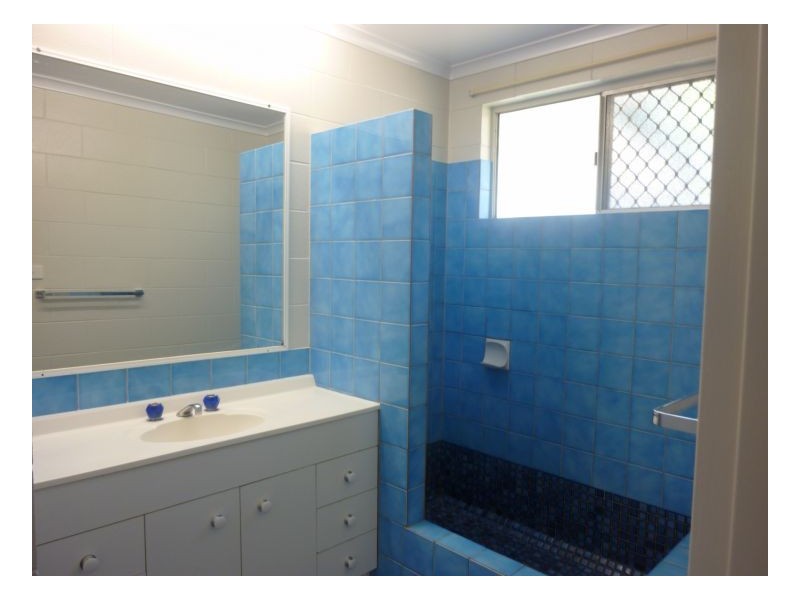 10 Baines St, Clifton Beach QLD 4879