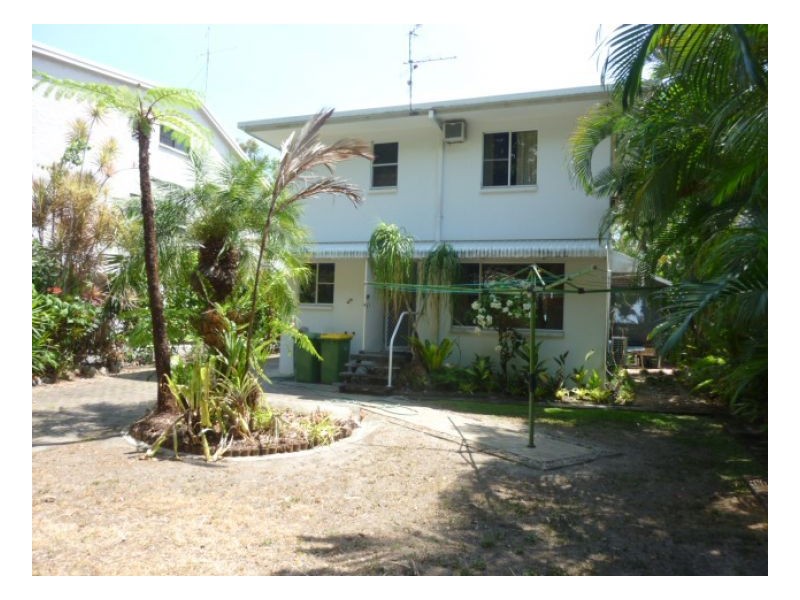 99 Arlington Esp, Clifton Beach QLD 4879