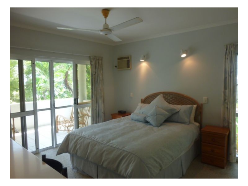 99 Arlington Esp, Clifton Beach QLD 4879