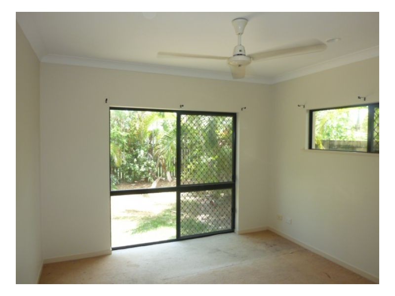 16 Etty St, Kewarra Beach QLD 4879