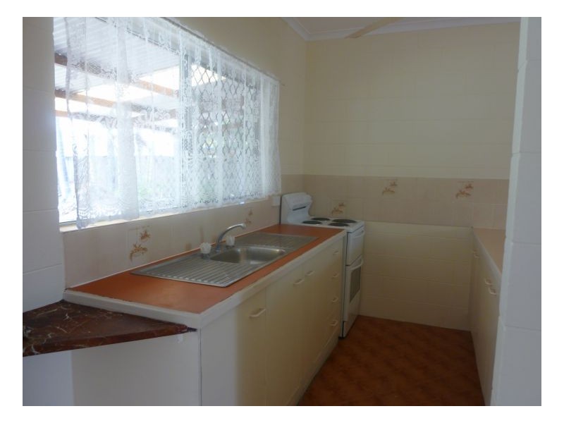 30 Manus St, Kewarra Beach QLD 4879