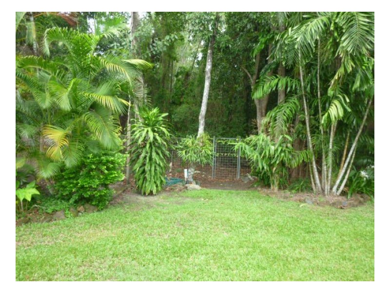 65 Guide St, Clifton Beach QLD 4879
