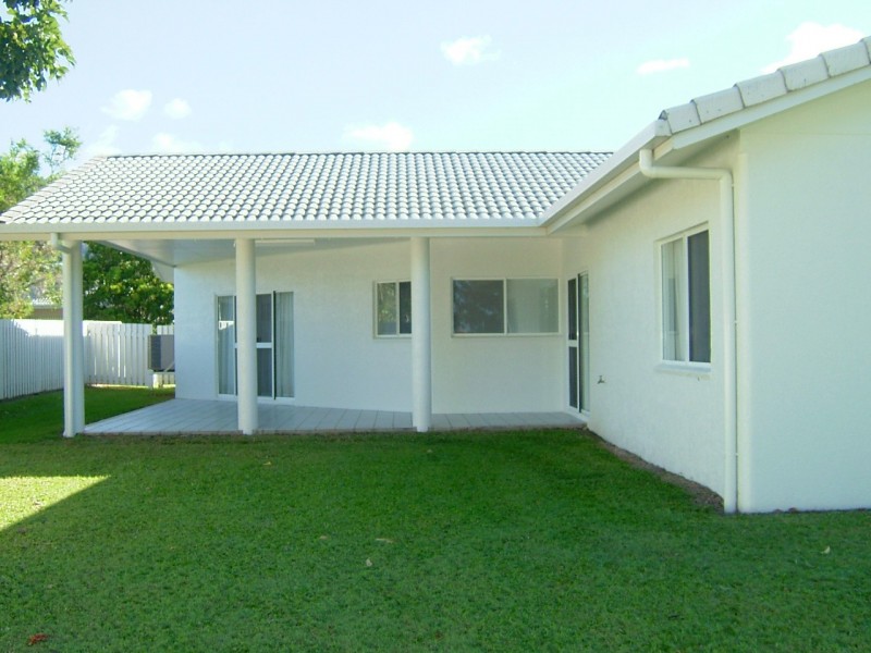 Kewarra Beach QLD 4879