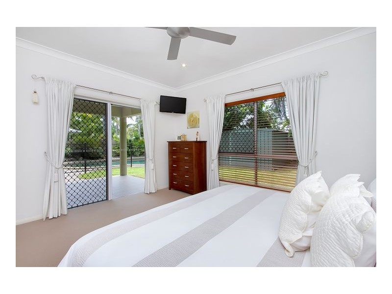6 Pellowe Street, Clifton Beach QLD 4879