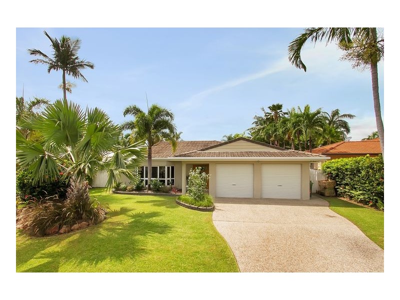 6 Pellowe Street, Clifton Beach QLD 4879