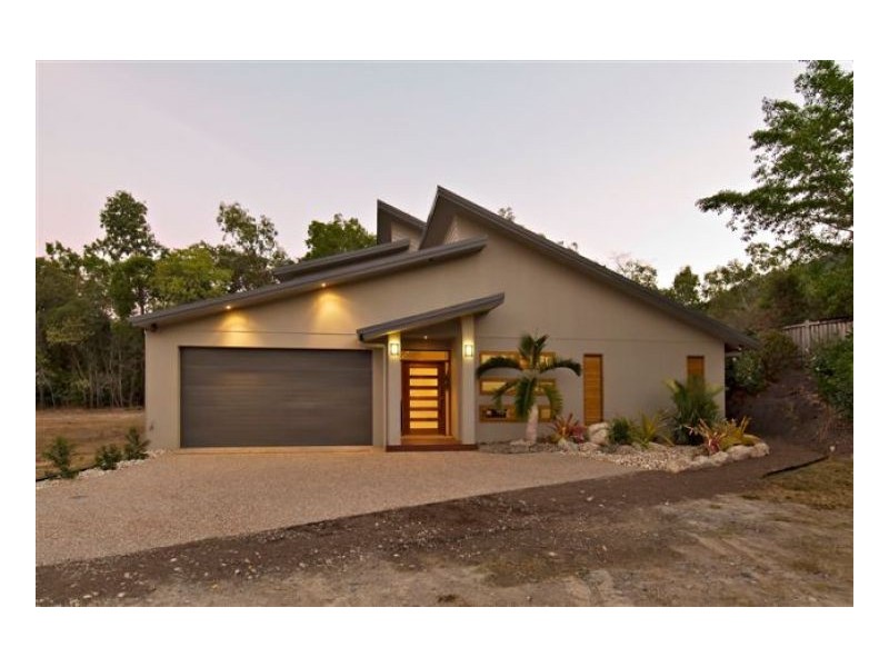 29 Aurelia Street, Palm Cove QLD 4879