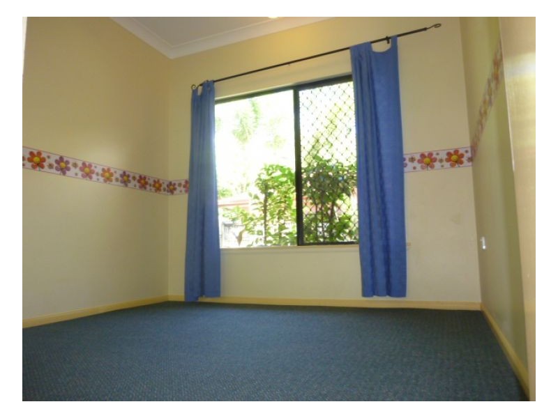 11 Helsdon Close, Clifton Beach QLD 4879