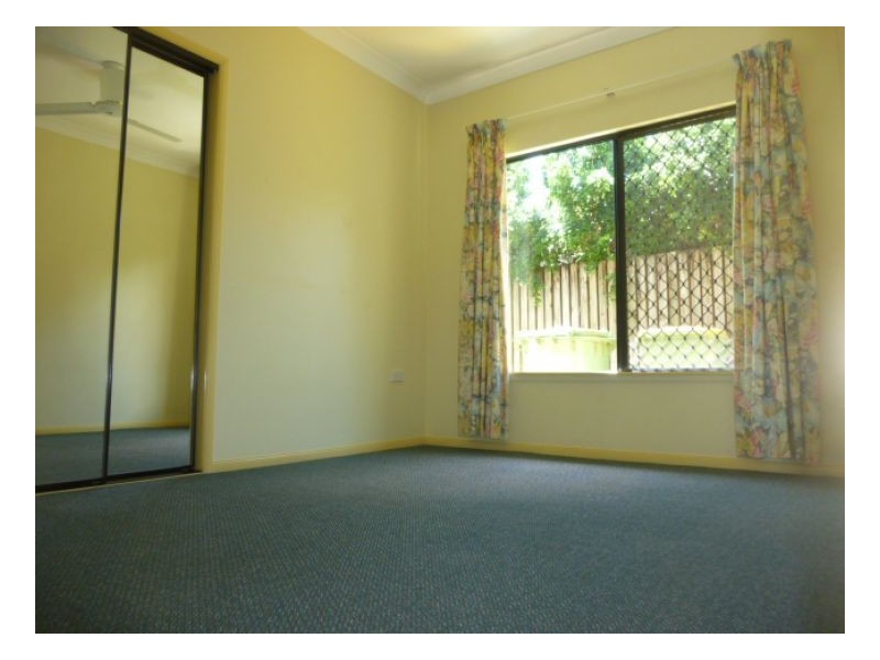 11 Helsdon Close, Clifton Beach QLD 4879