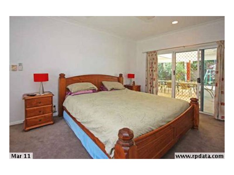 2 Avoca Close, Kewarra Beach QLD 4879