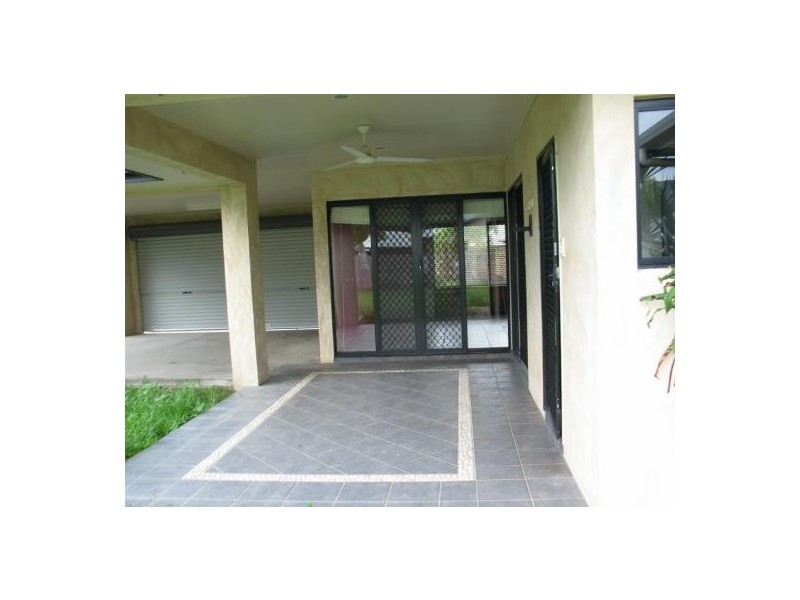 11 Teewah Close, Kewarra Beach QLD 4879