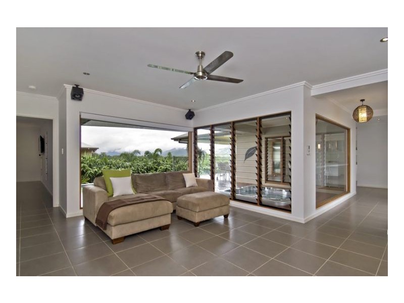 59 CATAMARAN CIRCUIT, Trinity Beach QLD 4879