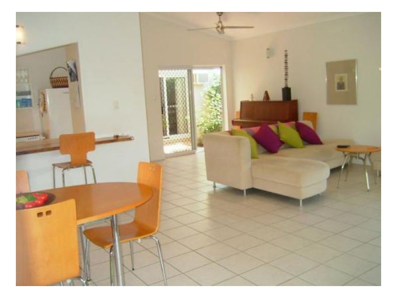 5 Plaintain St, Kewarra Beach QLD 4879