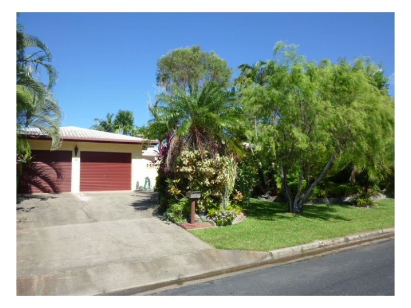 35 Lae Street, Trinity Beach QLD 4879