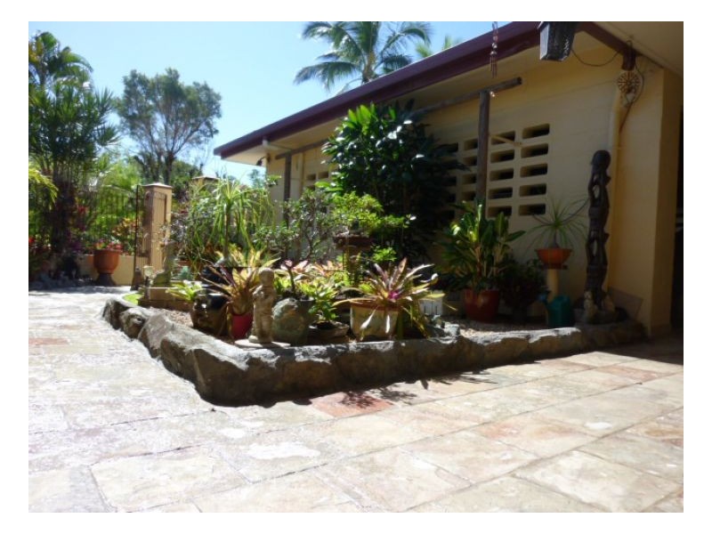 35 Lae Street, Trinity Beach QLD 4879