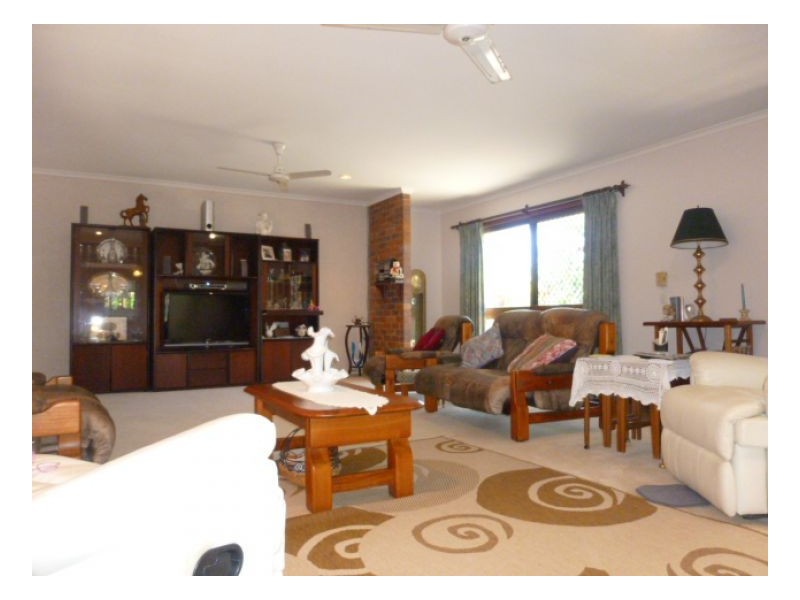 35 Lae Street, Trinity Beach QLD 4879