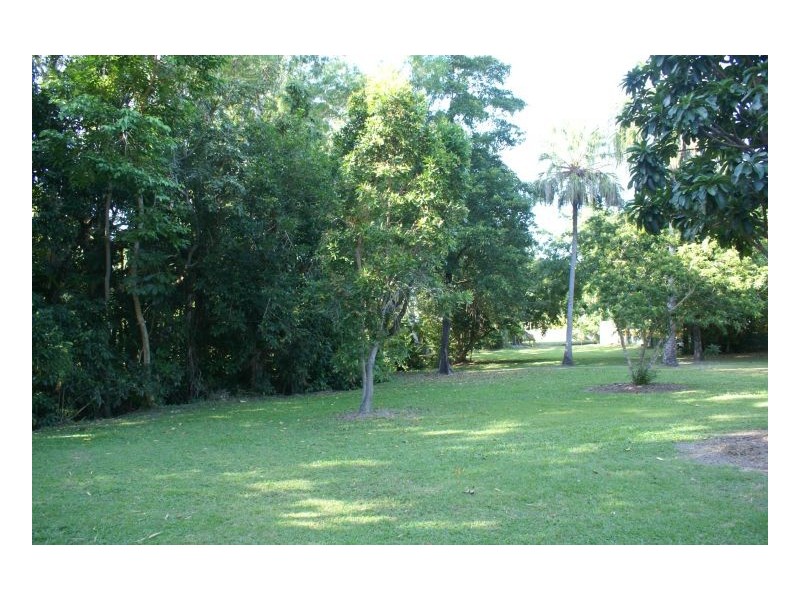 18 Turtle Close, Clifton Beach QLD 4879