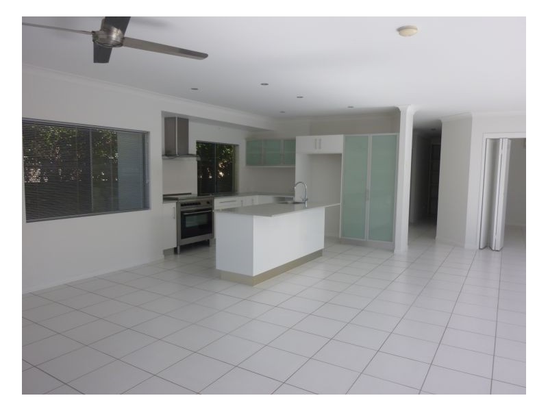 4 Marmion Street, Kewarra Beach QLD 4879