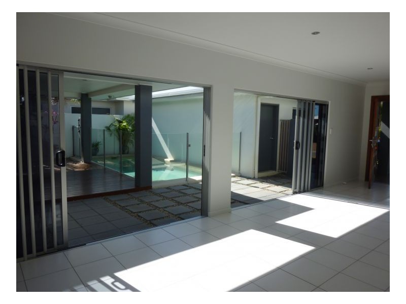 4 Marmion Street, Kewarra Beach QLD 4879