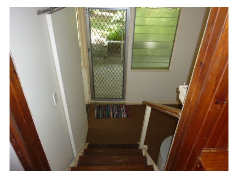 39 Saw Street, Machans Beach QLD 4878