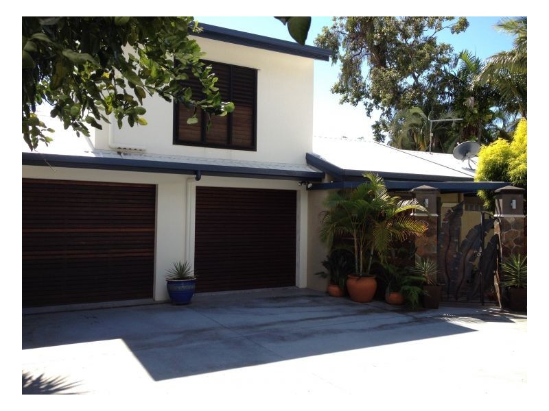 56a Veivers Road, Palm Cove QLD 4879