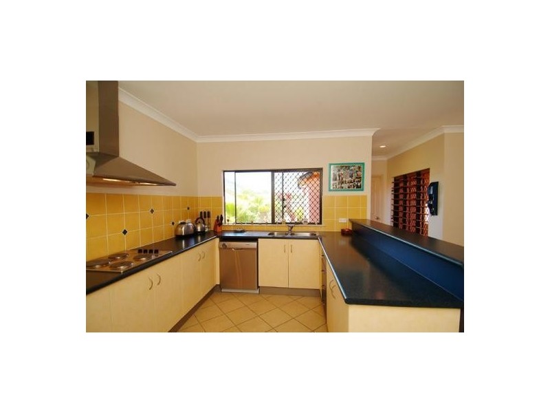 18 KIRRA CLOSE, Kewarra Beach QLD 4879