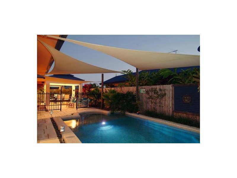 18 KIRRA CLOSE, Kewarra Beach QLD 4879