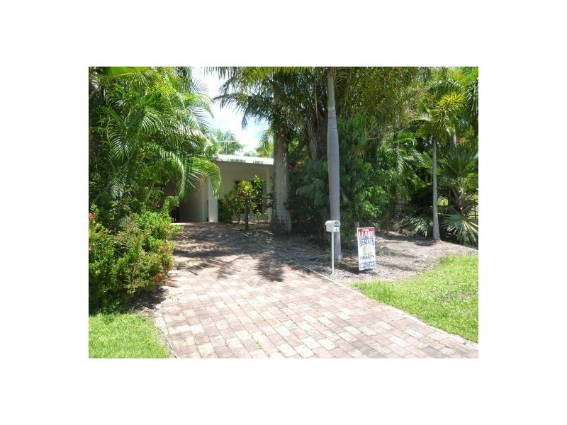 4 Mornington Street, Kewarra Beach QLD 4879