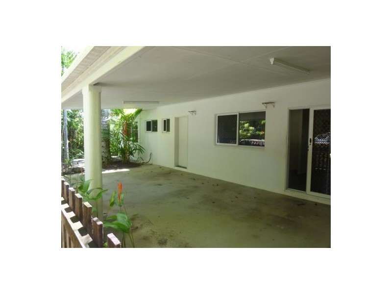 4 Mornington Street, Kewarra Beach QLD 4879