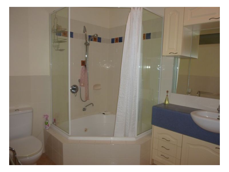 18 Clifton Road, Clifton Beach QLD 4879