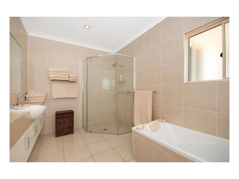 34 Jasmine Court, Kewarra Beach QLD 4879