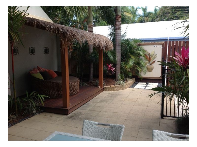 49a Cedar Road, Palm Cove QLD 4879