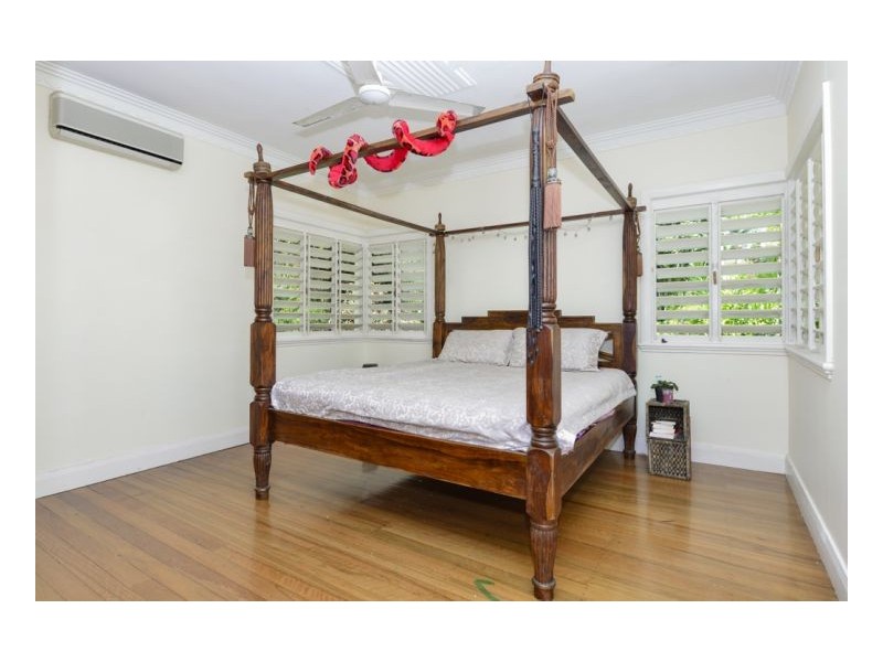 17 Friend St, Edge Hill QLD 4870