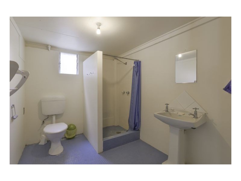 17 Friend St, Edge Hill QLD 4870