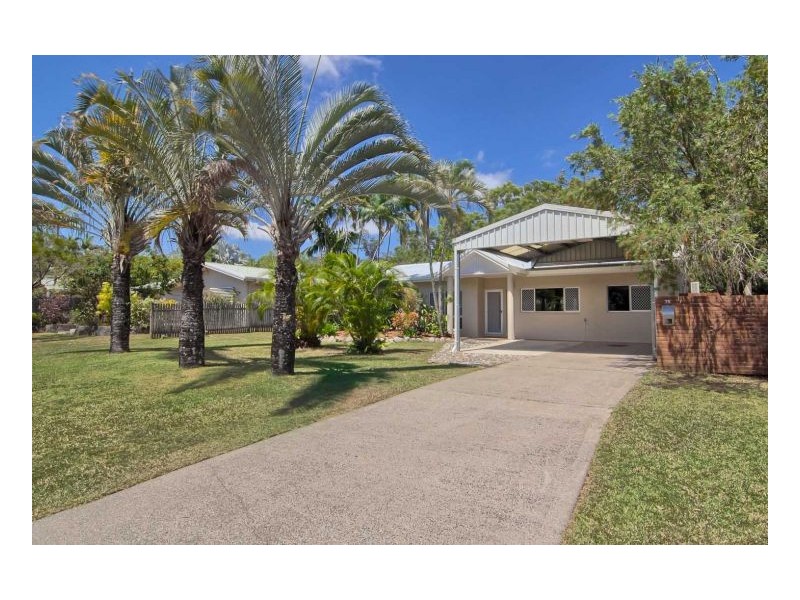 75 Cottesloe Dr, Kewarra Beach QLD 4879