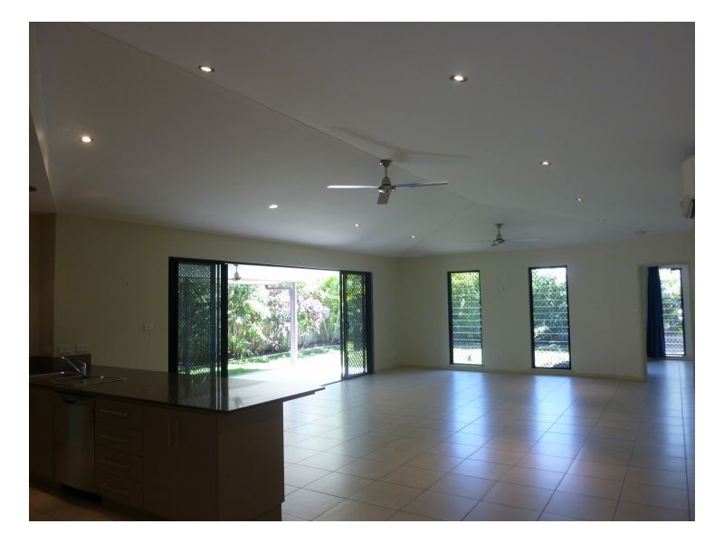5 Marmion Close, Kewarra Beach QLD 4879