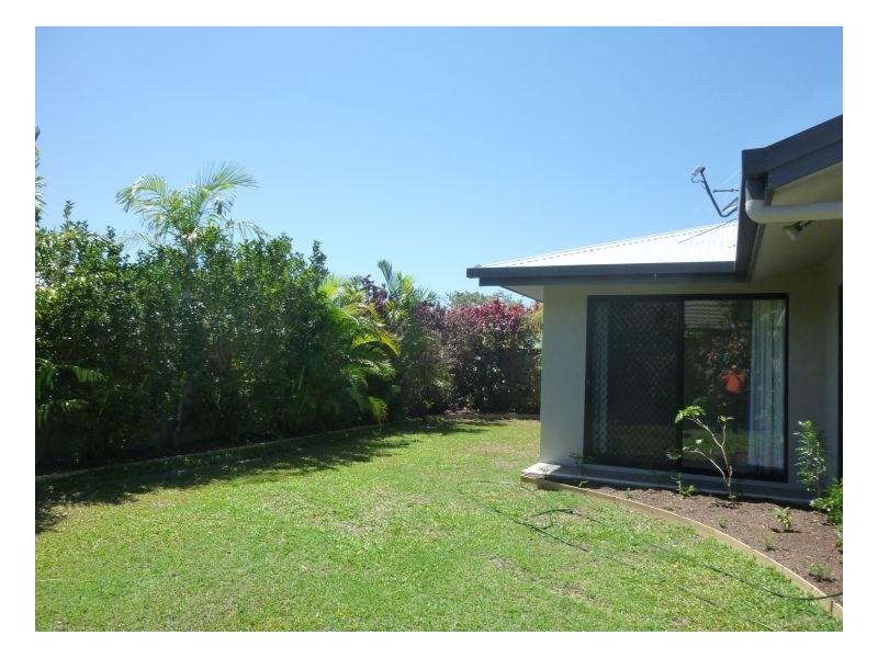 5 Marmion Close, Kewarra Beach QLD 4879