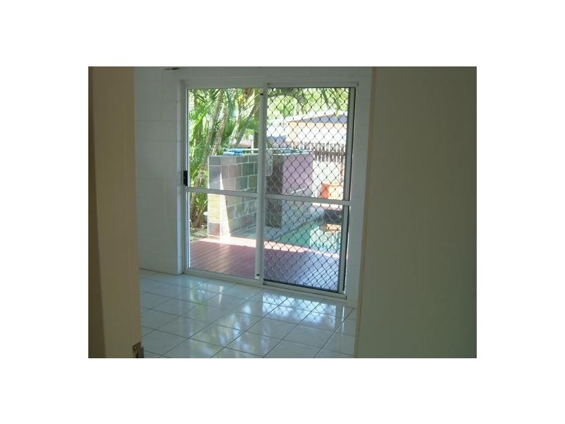 2/27 PORTSEA CRES, Kewarra Beach QLD 4879