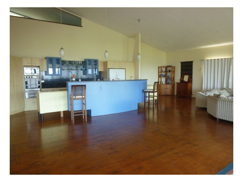 35 Tari Place, Trinity Beach QLD 4879