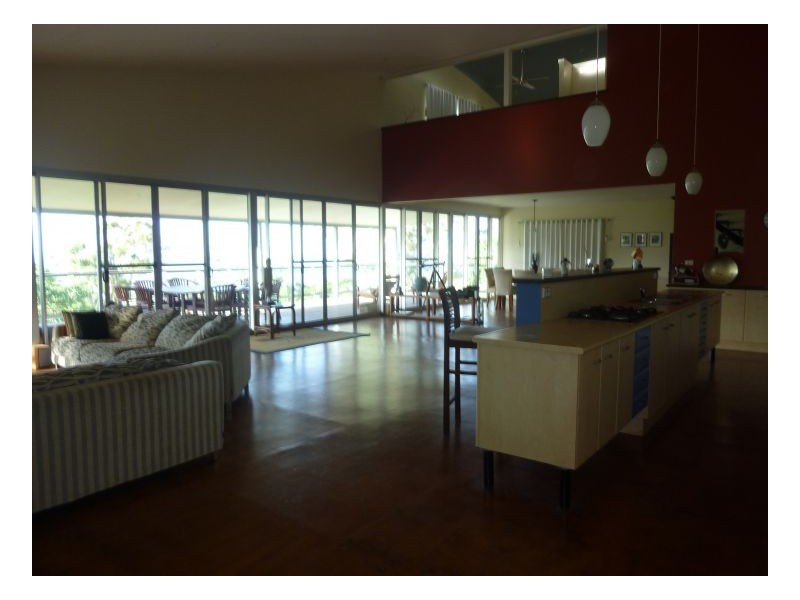 35 Tari Place, Trinity Beach QLD 4879