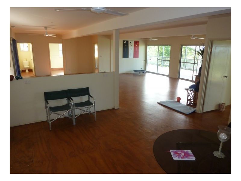 35 Tari Place, Trinity Beach QLD 4879