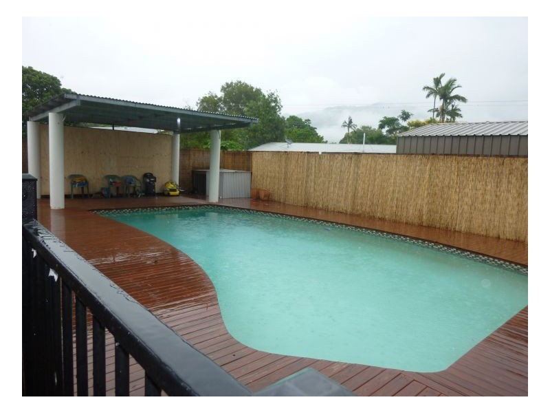 22 Brennan Street, Manunda QLD 4870