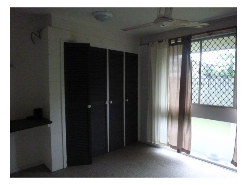 22 Brennan Street, Manunda QLD 4870