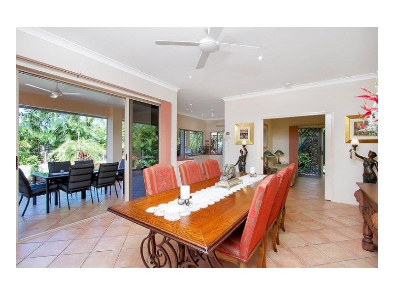 17 TRIVIA STREET, Palm Cove QLD 4879