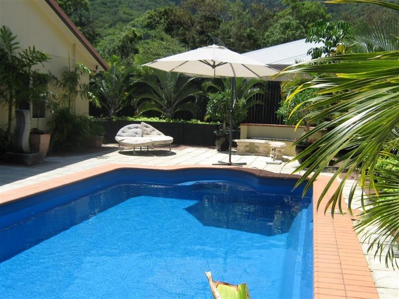 10 SAGO CLOSE, Palm Cove QLD 4879