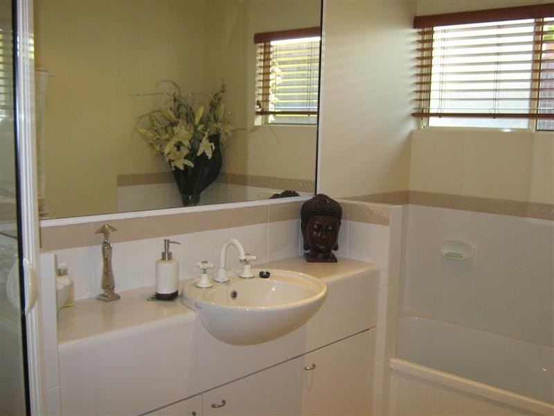 10 SAGO CLOSE, Palm Cove QLD 4879