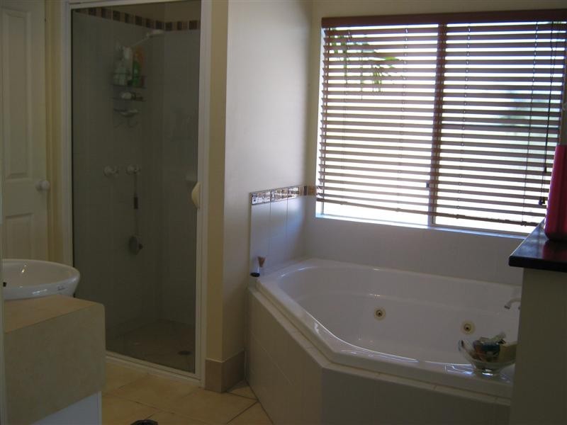 10 SAGO CLOSE, Palm Cove QLD 4879