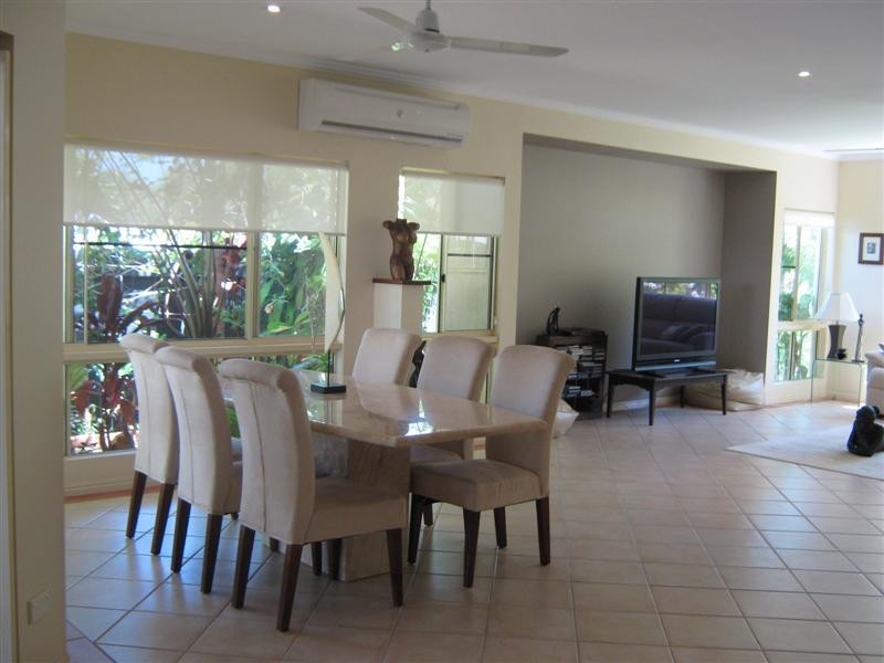 10 SAGO CLOSE, Palm Cove QLD 4879