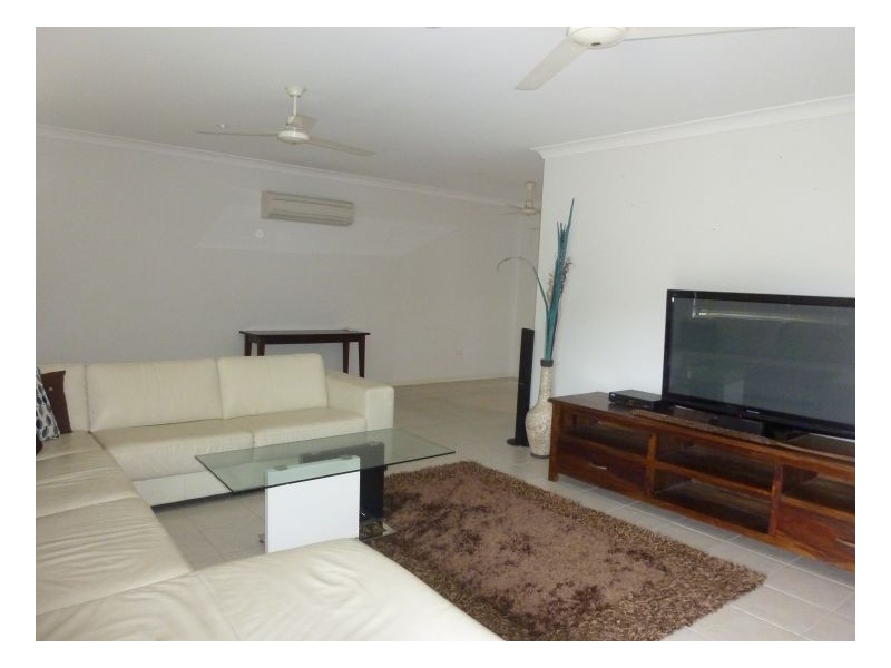 94 Moresby Street, Trinity Beach QLD 4879