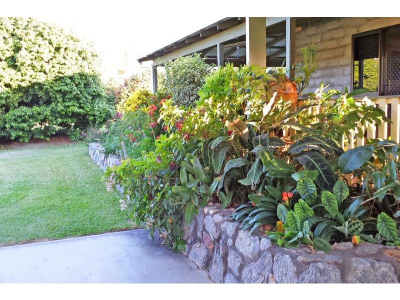 23 Wrights Road, Mareeba QLD 4880